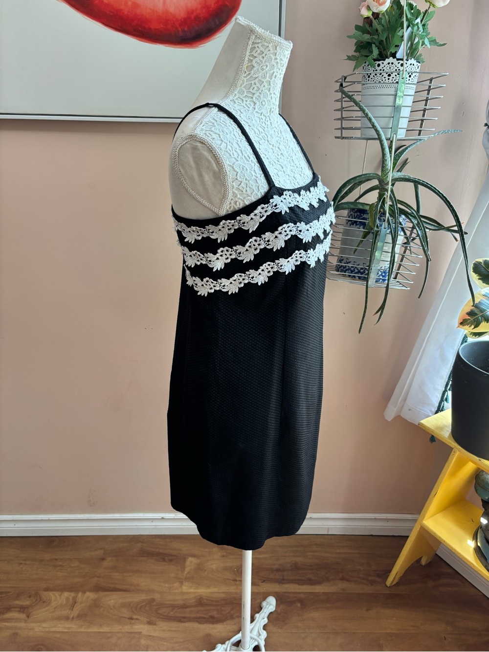 Vintage 90s Black Slip Dress with White Lace Floral Trim - Picture 4 of 14
